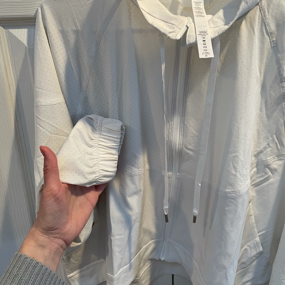 Lululemon In Depth Jacket NWT - Picture 5 of 6